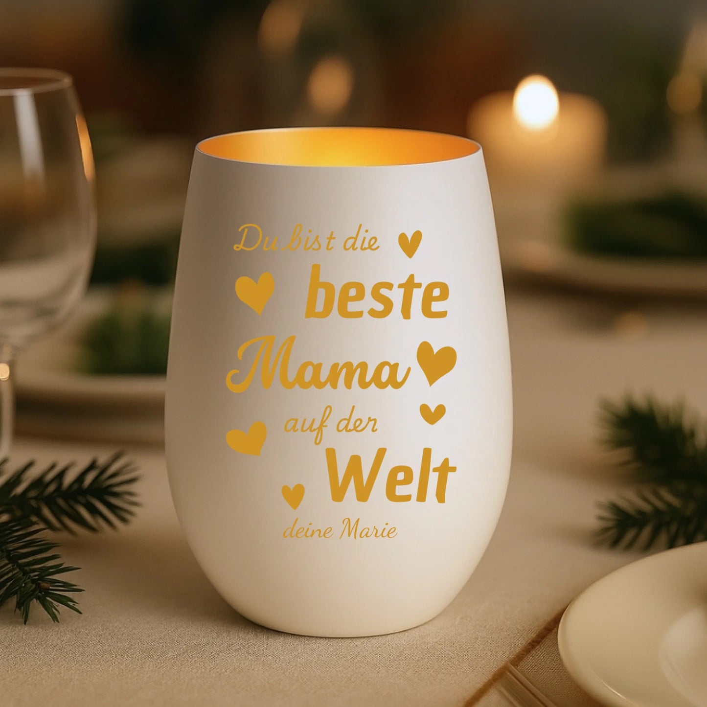 Weiß Mockup 3