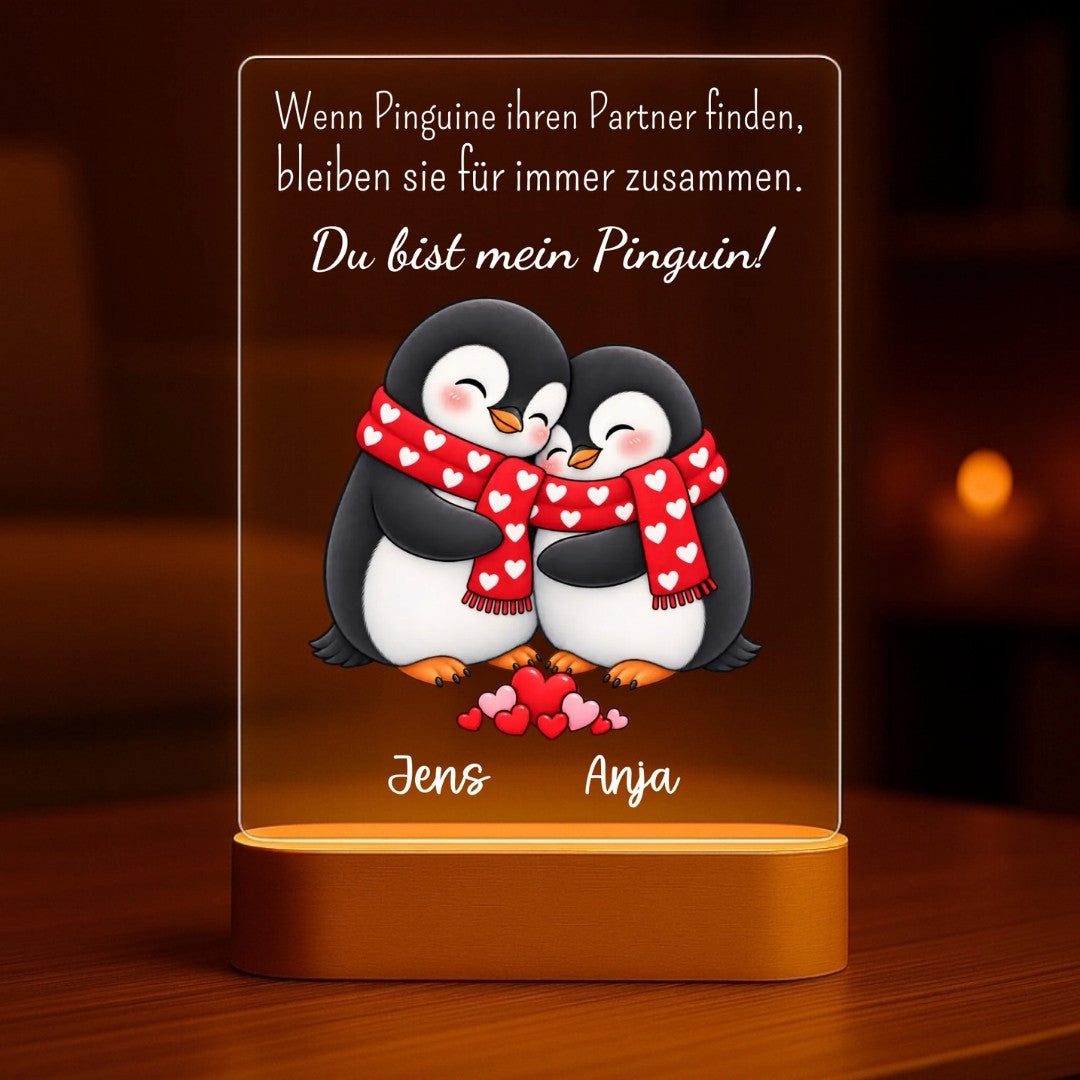 Wenn Pinguine ihren Partner finden - Personalisiertes Nachtlicht mit LED-Holzfuß (14x20)