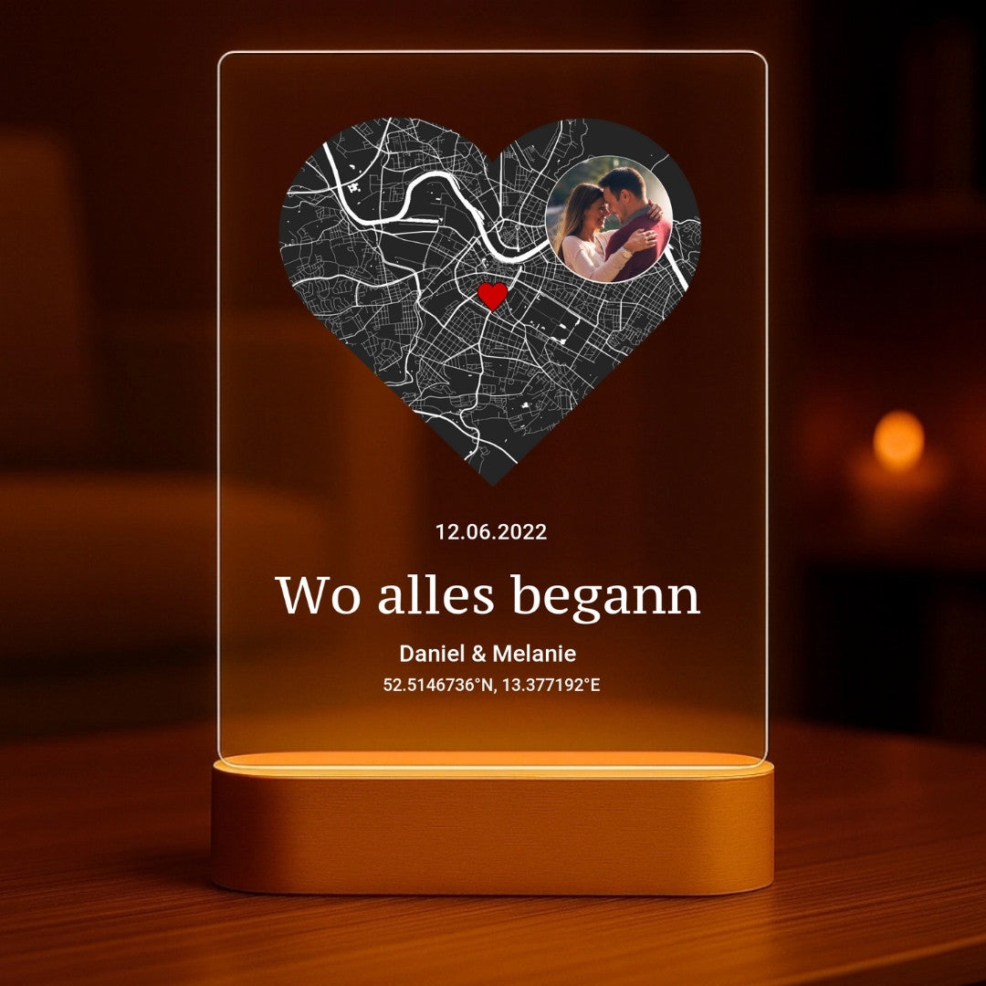Wo alles begann mit Foto - Personalisiertes Nachtlicht mit LED-Holzfuß (14x20)